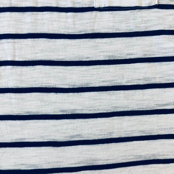 SO Perfect Relaxed V-neck Pocket Shirt, Navy/White Striped (M) - Picture 4 of 7
